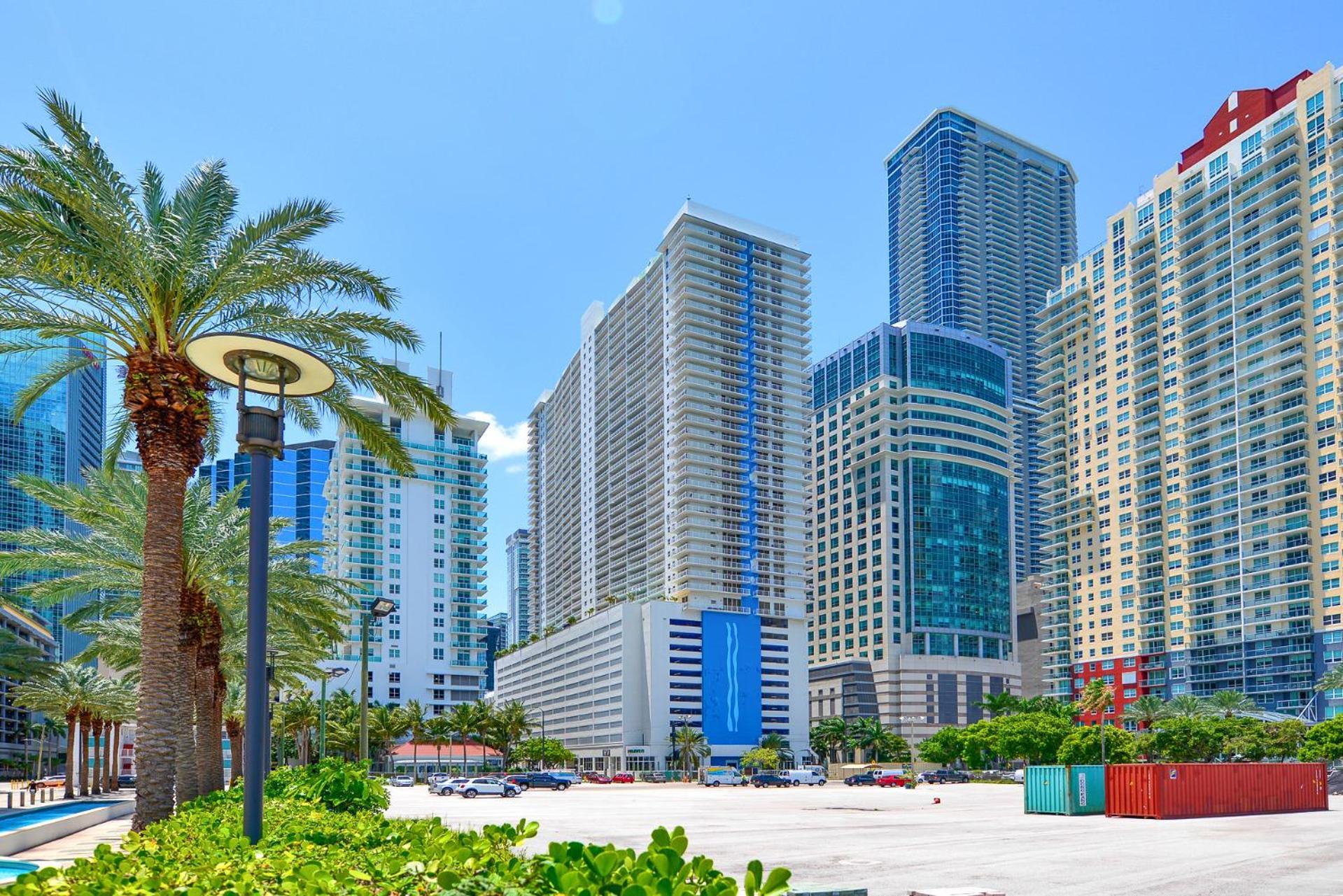 Luxury 2 Bedroom Apartment At Brickell With Pool Miami Exteriör bild